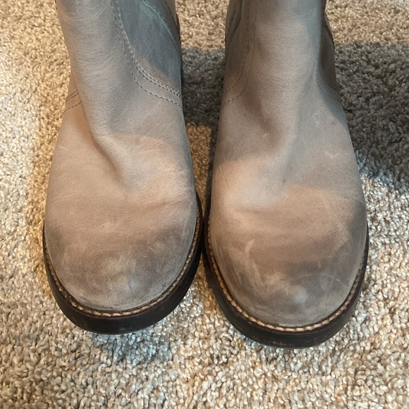 Women’s tall boots - Picture 7 of 8